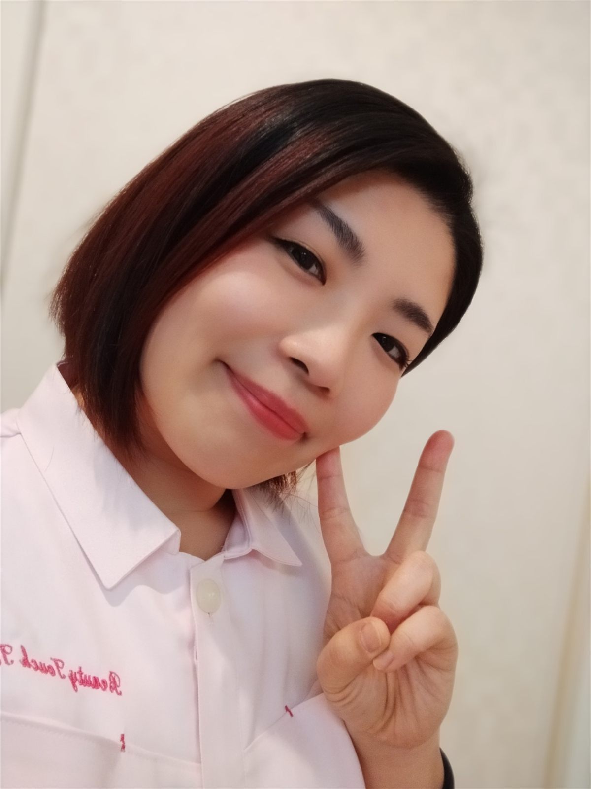 安部真衣の顔写真